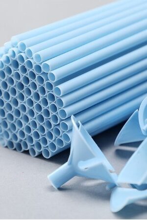 Patyczki do balonów pastelowy niebieski 100szt