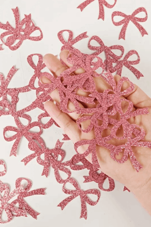 Konfetti papierowe kokardki różowe 50szt kokarda